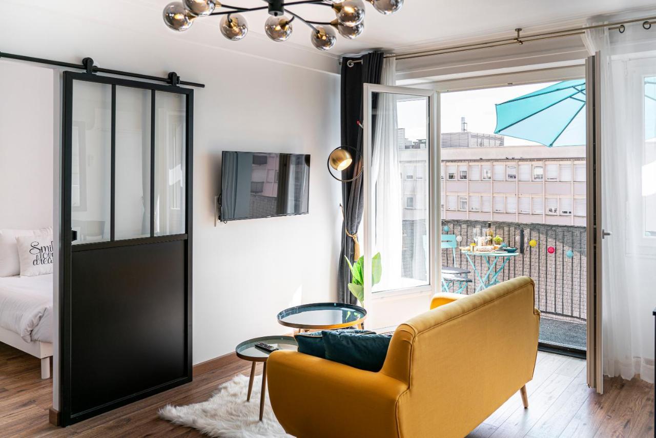Au Palais Des Pyrenees! Hyper Centre -Clim-Balcon-Parking Gratuit Apartment Pau Ngoại thất bức ảnh