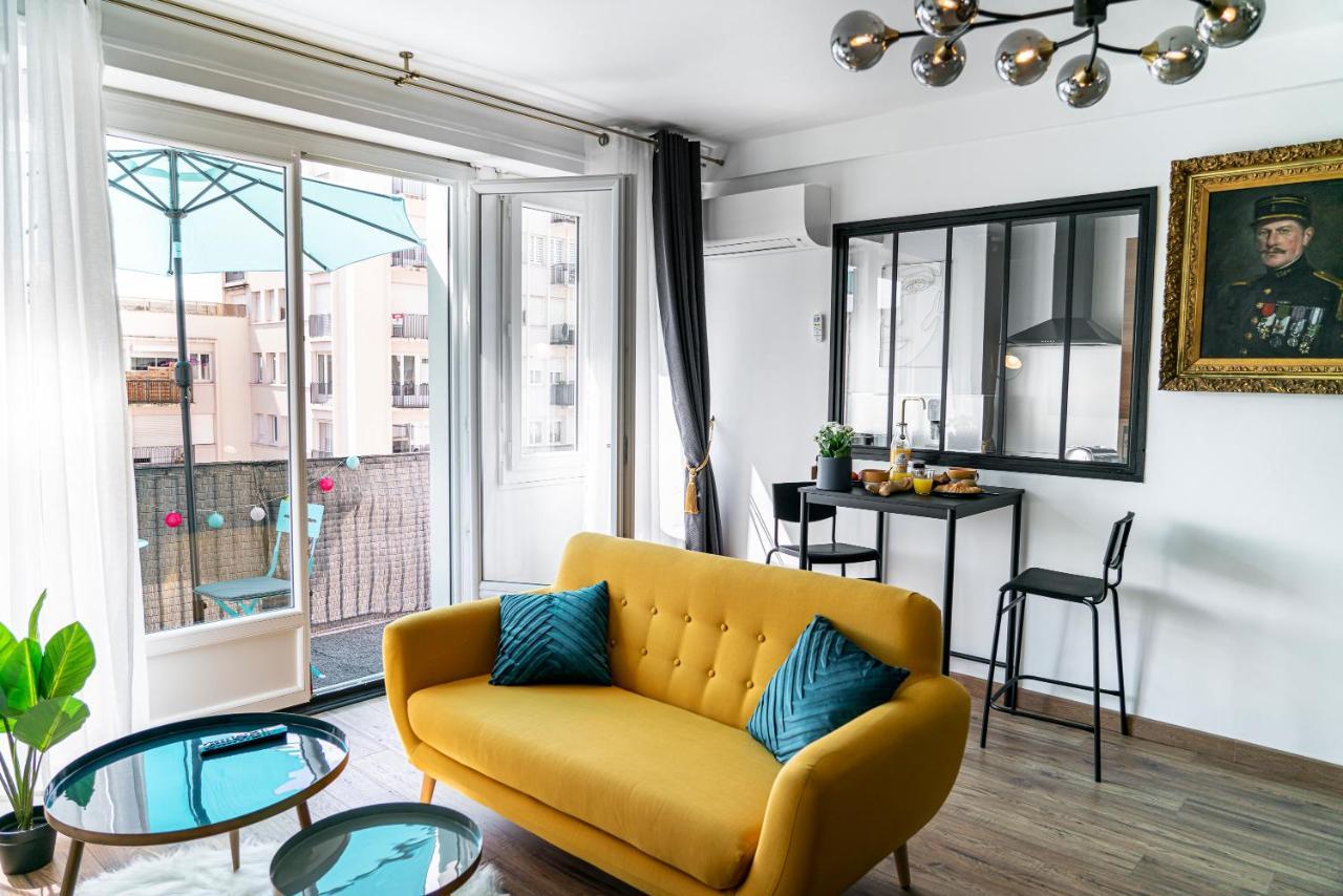 Au Palais Des Pyrenees! Hyper Centre -Clim-Balcon-Parking Gratuit Apartment Pau Ngoại thất bức ảnh
